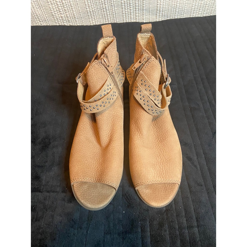 Lucky Brand Tan Leather Studded Ankle Strap Open Toe Booties Size 7M